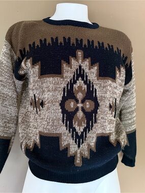 Aprico Brown and Black Geometric Crewneck Sweater